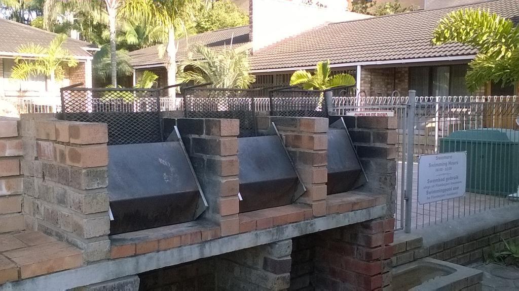 Flamboyant Apartments Saint Lucia Estuary 外观 照片